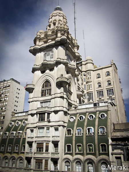 Foto of the Week from … Buenos Aires:  Heaven and Hell
