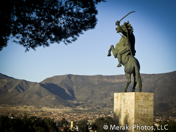 Foto of the Week from Tarija:  A Great View and A Funny Surprise