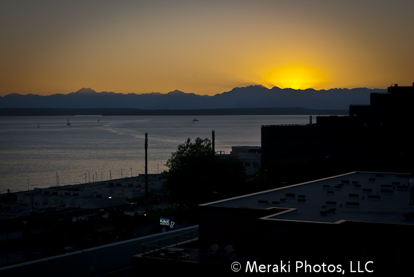 Treating myself in Seattle: privacy, good wine, and a view