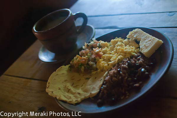 A traditional Nicaraguan breakfast… at the farm!