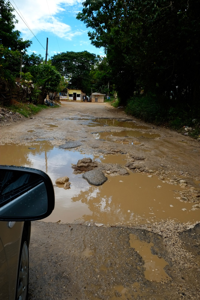 Tips for driving in Jamaica (and why you may not want to)